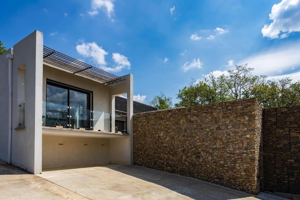 Villa Blanche, Contemporary, Cathars, Couiza, Carcassonne ภายนอก รูปภาพ